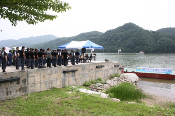 '2007년 가평군 의용소방대 수난구조훈련 ' 게시글의 사진(1) 'IMG_4163.jpg'