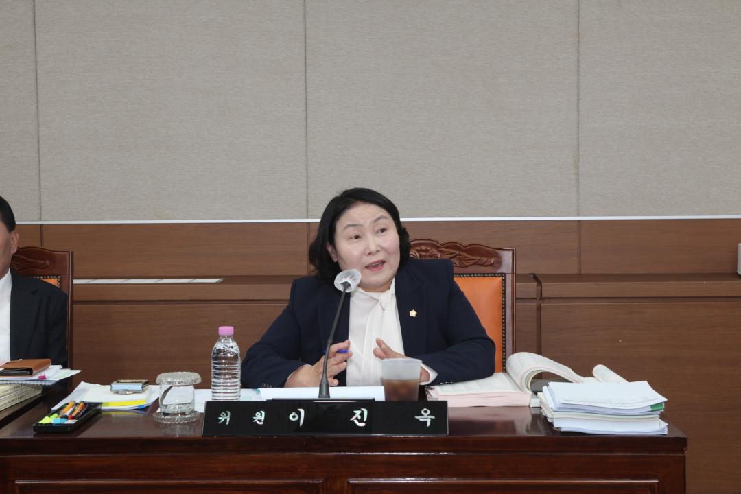 '제329회 임시회 제2차 예산결산특별위원회' 게시글의 사진(7) 'IMG_8328.JPG'