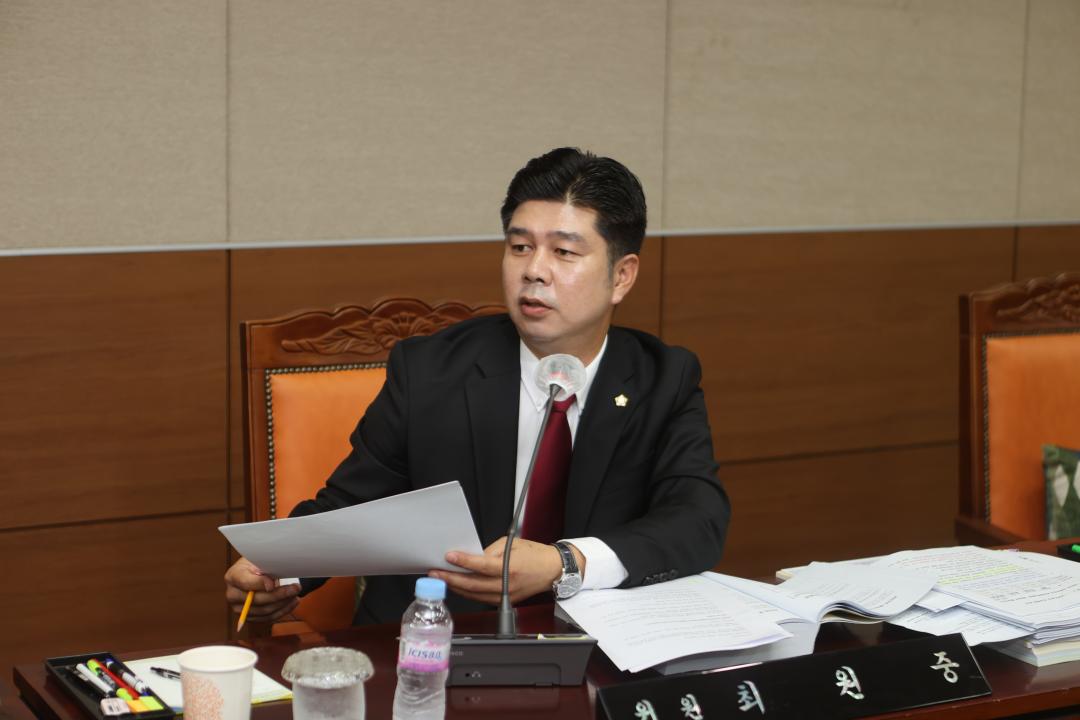'행정사무감사 1일차' 게시글의 사진(5) 'AE8I5666.JPG'