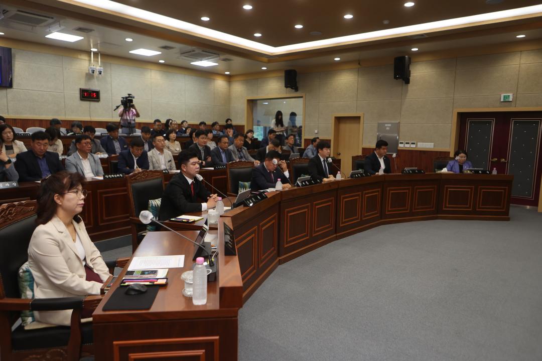 '제322회 가평군의회 제1차 정례회 폐회' 게시글의 사진(2) 'AE8I5876.JPG'