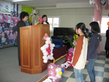 연하초, 상면초 졸업생 격려