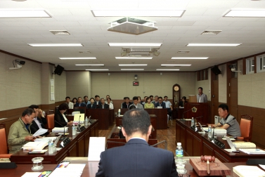 행정사무감사 특별위원회