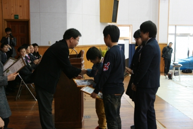 목동초·가평북중 졸업생 격려
