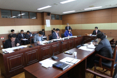 월례 의원총회