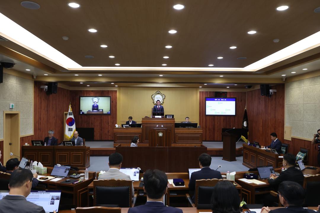 '가평군 의회, 제337회 임시회 폐회' 게시글의 사진(1) '제337회 임시회 폐회(1).JPG'