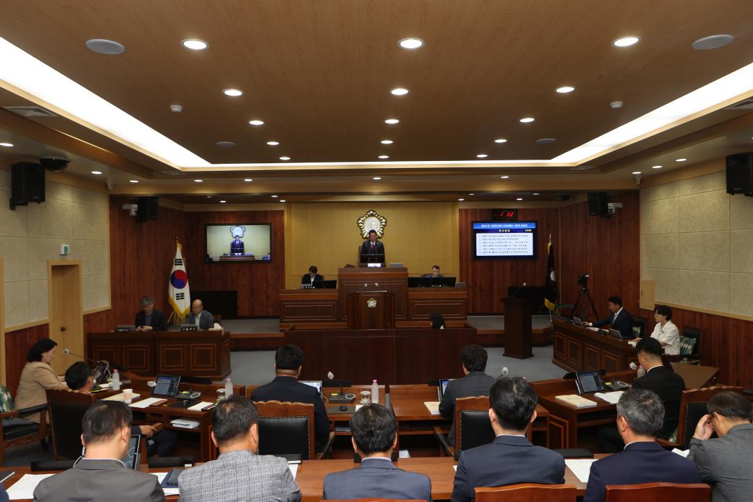 '가평군의회, 제331회 제1차 정례회 폐회' 게시글의 사진(2) '20250623 보도자료(가평군의회 제331회 제1차 정례회 폐회).JPG'