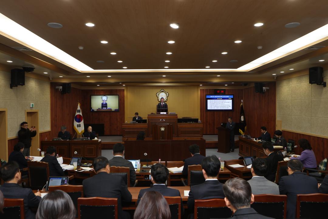 '가평군의회, 제327회 임시회 개회' 게시글의 사진(2) '20250115 보도자료(가평군의회 제327회 임시회 개회).JPG'
