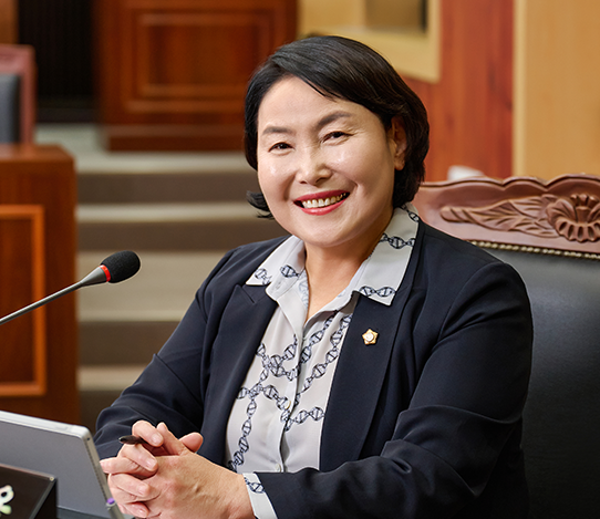 가평군의회 운영위원장 이진옥